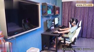 Muốn đc dạy chơi game thì phải bú cu đưa lồn cho e họ đụ sướng cặc r mới dạy cho