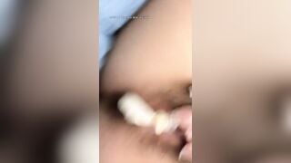 Gái Xinh Lồn Rậm Lông Live Thủ Dâm Bằng Bắp Ngô Sướng Rên Rỉ