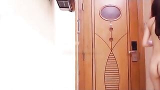 Check hàng em gái miền tây lên làm đĩ gửi tiền giúp gia đình