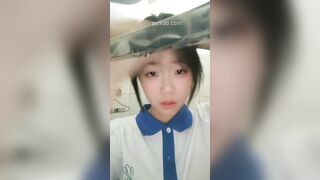 Năn nỉ lắm em gệ học sinh mới cho call lúc đi tắm