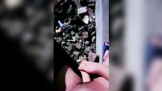 Chồng chơi không đã phải ra đường thủ dâm