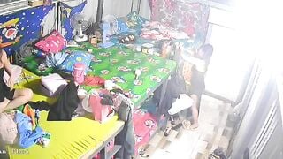 Hack cam quay lén phòng ngủ của động ngành cám chim xem các em hoạt động như nào