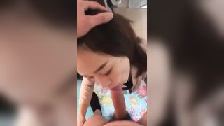 Xúc bình xăng đá trứng cút cho anh người yêu 2