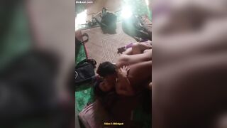 Cha dưỡng thoại mái tận hưởng đụ con gái 17 tuổi khi mẹ đi làm.