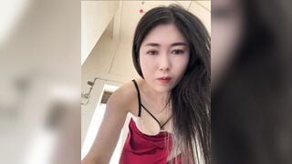 Chị mb dâm lồn to thủ dâm bằng toy lồn phụt nước dâm đãng 22/10/26