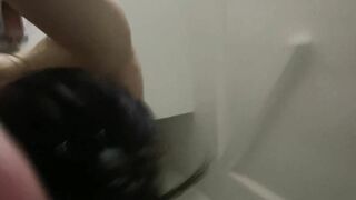 Vú to đít bự anh địt có sướng hong