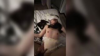 sinh viên ngày học đêm quậy háng bung xõa