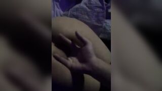 Đè tuột quần móc lồn nhỏ em họ 2k10