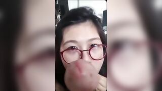 Thằng em họ 16 tuổi móc cu ra làm chị sao xuyến