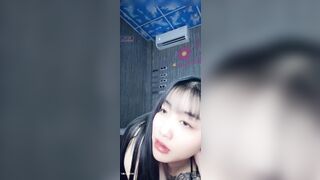Phòng live show hàng của #BéGiao vú bự,trần truồng v r còn che đầu ti làm gì nhỉ #2