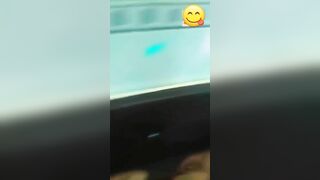 Hai anh trai *** em nhân viên quán karaoke
