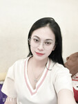 Duyên Trần học sinh mới lớn lộ ảnh  làm tình cùng ny