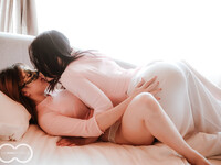 Em mẫu ruột nude cùng bộ trang phục áo dài