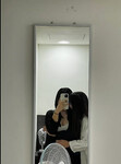 cô bạn cùng phòng đại học