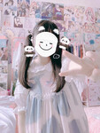 1376 ảnh trong 1 album: Cô gái loli dễ thương 4