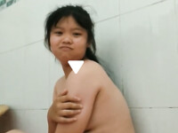 em cần tìm video như hình vì thấy giống quen mik