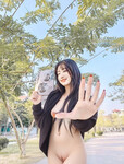 Kênh Em thảo lee gãy tv YouTube nè