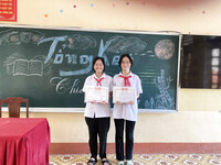 Con bạn cùng lớp
