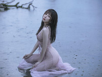 Gái xinh chụp ảnh sexy ngoài trời