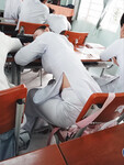 chụp lén mấy em hs