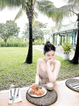 LỘT ĐỒ VÚ LÉP EM LINH PHẠM