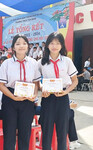 Mấy em gái NTMK trong bóng chuyền