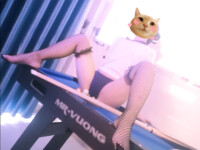 Vợ chồng đi chơi ngày 31/10