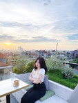Bạn cứ mặc thế này sao tôi chịu được :))))