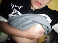 Hi mọi ngừi còn nhớ  e hongg dạo này bận học quó