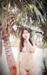 Lên tiktok vô tình thấy mấy em gái chụp ảnh nude up lên 🤣