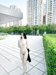 Gái xinh khỏa thân public cực múp