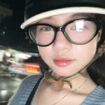 bắn lên mặt bé đii