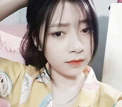 nữ sinh 2k9 vú bự lồn không lông