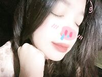 kem xinh hoàn kiếm vú khủng cực múp