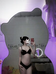 Nhìn là nứng