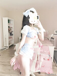Nữ hầu gái