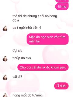 Gái xinh show vú cho bạn trai xem.